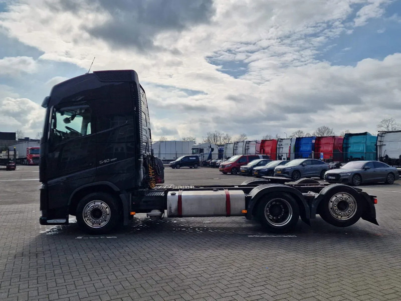 Volvo FH 13.540 Globetrotter 6x2 - Full air - VEB+ - Led - Cap tractor: Foto 4 Volvo FH 13.540 Globetrotter 6x2 - Full air - VEB+ - Led - Cap tractor: Foto 4