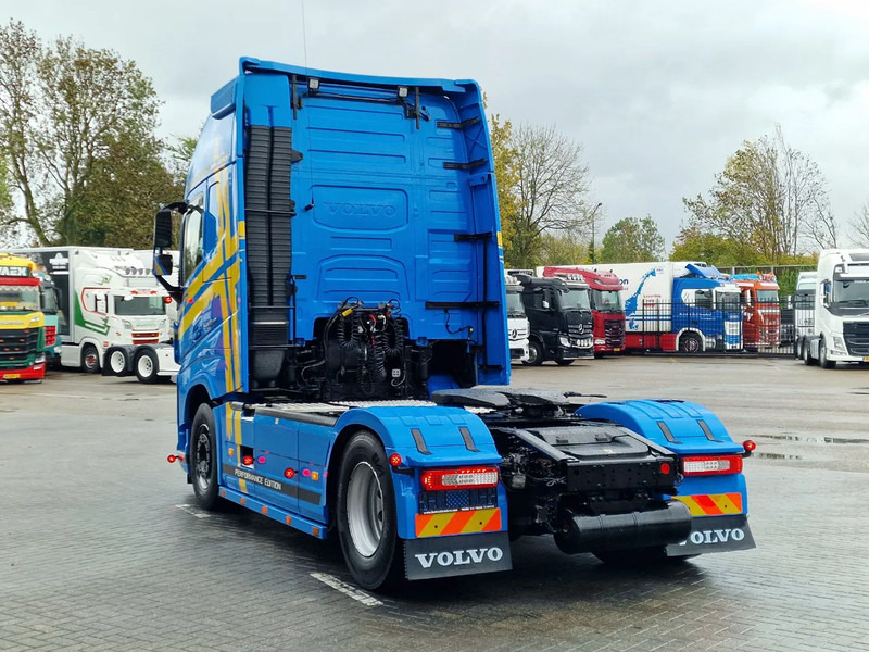 Volvo FH 13.540 Globetrotter XL 4x2 - Performance edition - I parkcool - Full air - Bull bar - Cap tractor: Foto 5 Volvo FH 13.540 Globetrotter XL 4x2 - Performance edition - I parkcool - Full air - Bull bar - Cap tractor: Foto 5
