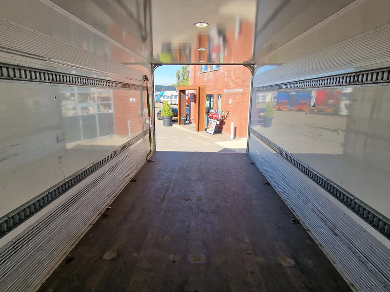 Camion furgon Iveco EuroCargo 160 210 - Isotherm box - Zepro loadlift - Low KM - Airco - Camera: Foto 11