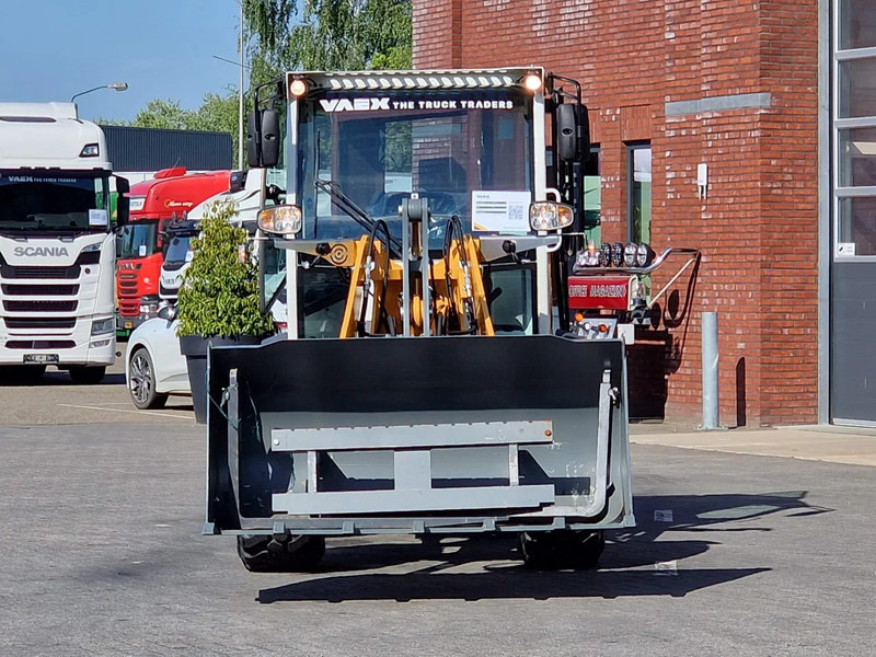 Liebherr L506 compact - New - Bucket + pallet forks - 46 KW - Încărcător frontal pe pneuri: Foto 2 Liebherr L506 compact - New - Bucket + pallet forks - 46 KW - Încărcător frontal pe pneuri: Foto 2
