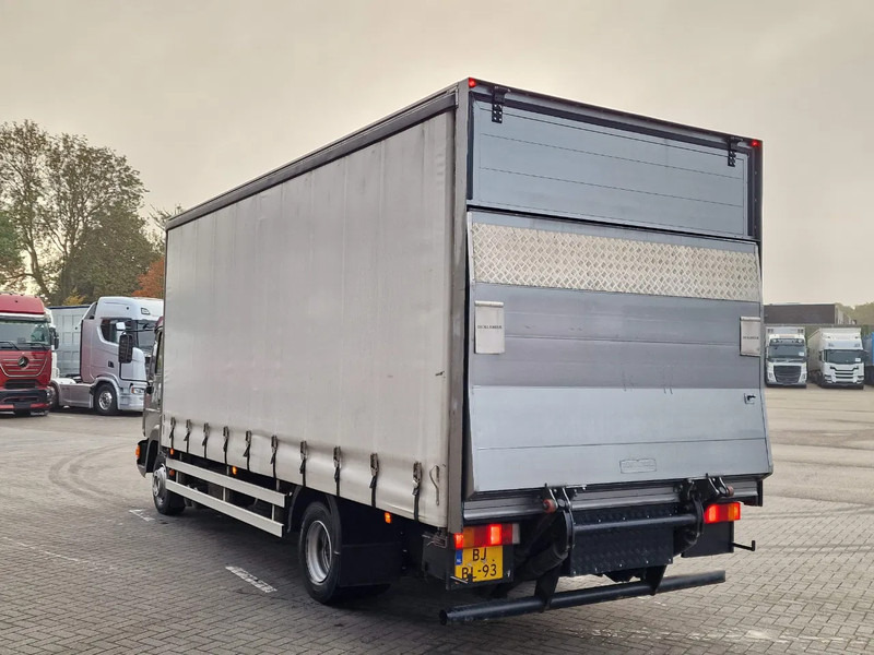 MAN TGL 12.220 LL 4x2 Box , loading lift - Camion furgon: Foto 5 MAN TGL 12.220 LL 4x2 Box , loading lift - Camion furgon: Foto 5