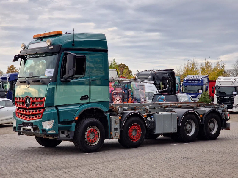 Mercedes-Benz Arocs 3251 8x4 - Cable system - HUB reduction - Euro 6 - Camera system - Camion cu sistem de cablu: Foto 4 Mercedes-Benz Arocs 3251 8x4 - Cable system - HUB reduction - Euro 6 - Camera system - Camion cu sistem de cablu: Foto 4