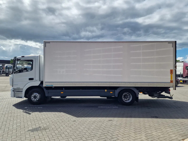 Mercedes-Benz Atego 4x2 - 170 KW/230PS - Box - Zepro loadlift - Euro 6 - Camion furgon: Foto 4 Mercedes-Benz Atego 4x2 - 170 KW/230PS - Box - Zepro loadlift - Euro 6 - Camion furgon: Foto 4