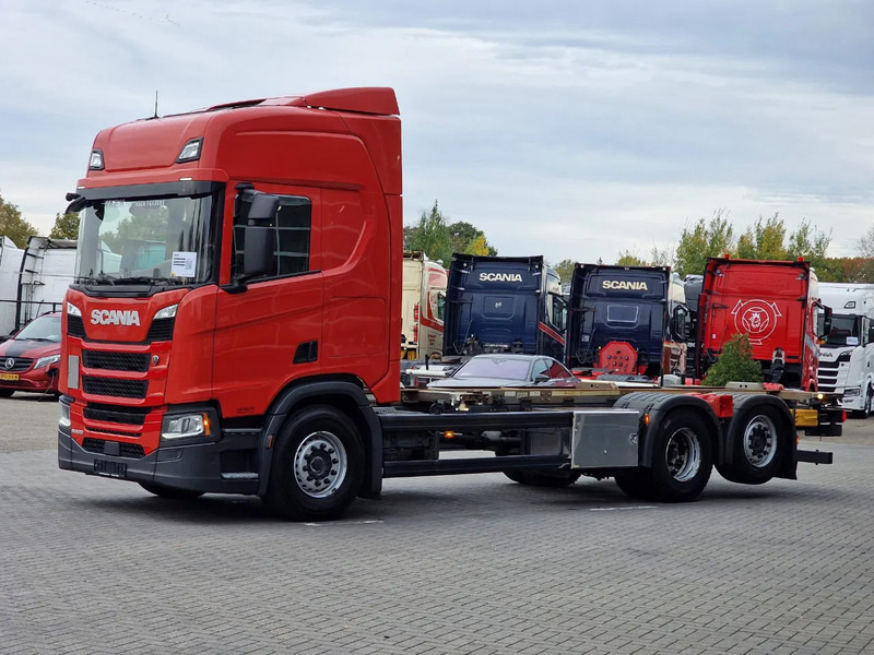 Scania R500 NGS 6x2 - BDF - Retarder - 4.95 WB - Full air - Fridge - Navi - Led - Camion transport containere/ Swap body: Foto 3 Scania R500 NGS 6x2 - BDF - Retarder - 4.95 WB - Full air - Fridge - Navi - Led - Camion transport containere/ Swap body: Foto 3