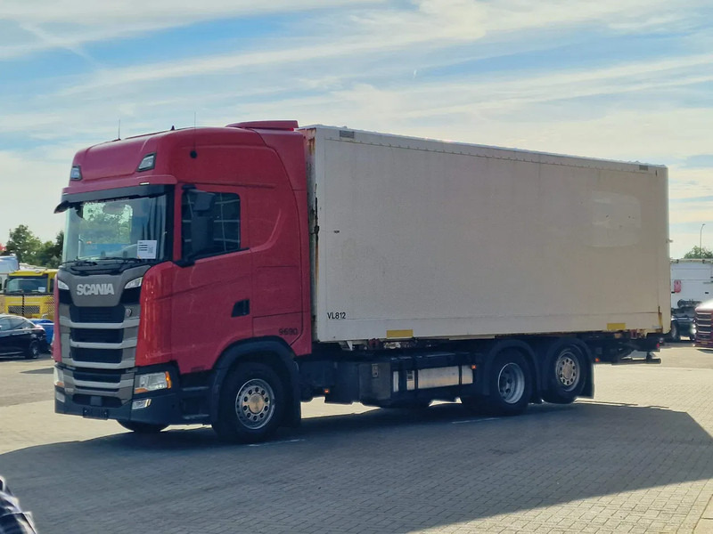 Scania S500 NGS Highline 6x2 - BDF - Full air - Loadlift - Box - Navi - Retarder - Camion transport containere/ Swap body: Foto 3 Scania S500 NGS Highline 6x2 - BDF - Full air - Loadlift - Box - Navi - Retarder - Camion transport containere/ Swap body: Foto 3