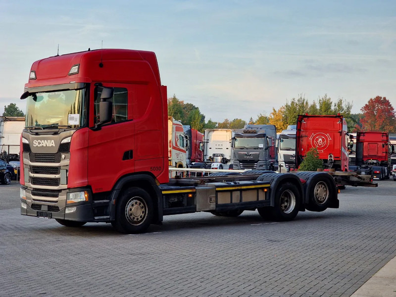 Scania S500 NGS Highline 6x2 - BDF - Full air - Navi - Retarder - Camion transport containere/ Swap body: Foto 3 Scania S500 NGS Highline 6x2 - BDF - Full air - Navi - Retarder - Camion transport containere/ Swap body: Foto 3