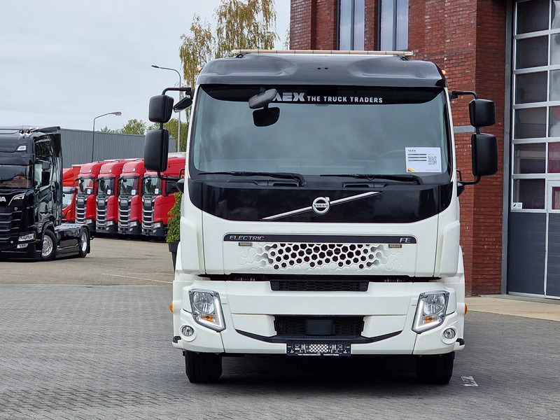 Volvo FE 6x2*4 - Electric - Demo - 32Tkm - Loading ramps - Winch - Elektrisch - Camion transport auto, Camion electric: Foto 3 Volvo FE 6x2*4 - Electric - Demo - 32Tkm - Loading ramps - Winch - Elektrisch - Camion transport auto, Camion electric: Foto 3