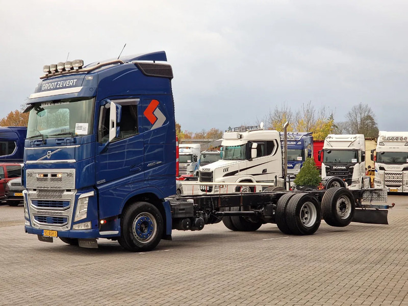 Volvo FH 13.460 Globetrotter 6x2 - Chassis - 4.90 WB - Full air - Euro 6 - VEB+ - Camion şasiu: Foto 3 Volvo FH 13.460 Globetrotter 6x2 - Chassis - 4.90 WB - Full air - Euro 6 - VEB+ - Camion şasiu: Foto 3