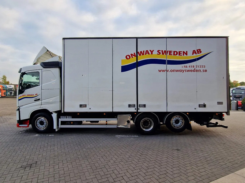 Volvo FH 13.460 lowroof 6x2 - Box with Sidedoors - 480 WB - Full air - Camion furgon: Foto 5 Volvo FH 13.460 lowroof 6x2 - Box with Sidedoors - 480 WB - Full air - Camion furgon: Foto 5