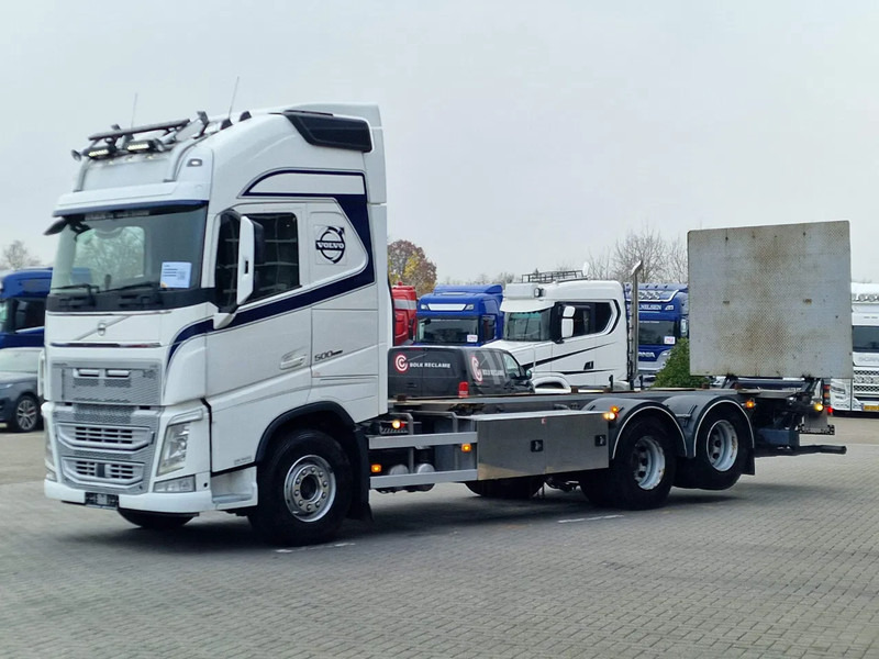 Volvo FH 13.500 Globetrotter XL 6x2 - BDF - Loadlift - I Save - Full air - Navi - Camion transport containere/ Swap body: Foto 3 Volvo FH 13.500 Globetrotter XL 6x2 - BDF - Loadlift - I Save - Full air - Navi - Camion transport containere/ Swap body: Foto 3