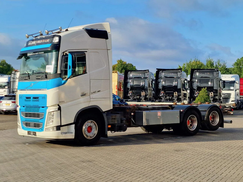 Volvo FH 13.540 Globetrotter 6x2 - BDF - 4.90 WB - Full air - VEB + - Camion transport containere/ Swap body: Foto 3 Volvo FH 13.540 Globetrotter 6x2 - BDF - 4.90 WB - Full air - VEB + - Camion transport containere/ Swap body: Foto 3