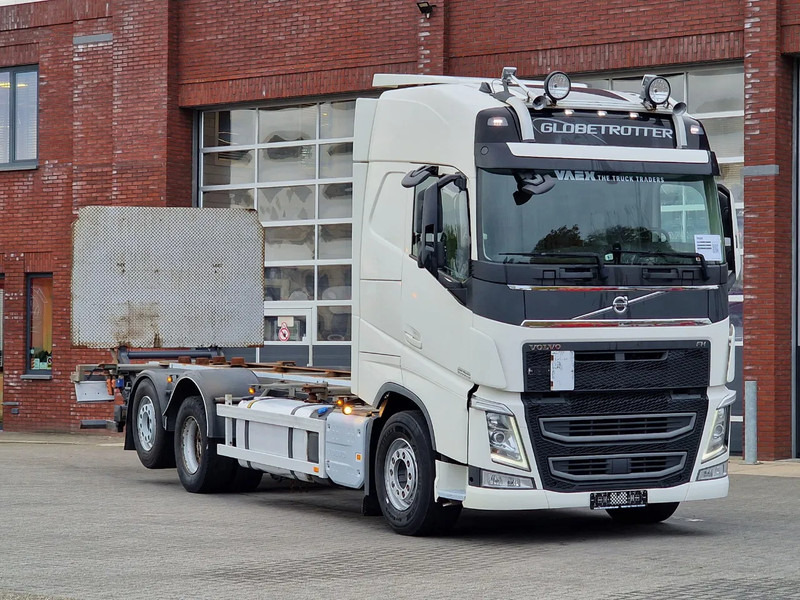Volvo FH 13.540 Globetrotter 6x2 - BDF - Loadlift - Full air - I parkcool - 4.80 WB - Camion transport containere/ Swap body: Foto 1 Volvo FH 13.540 Globetrotter 6x2 - BDF - Loadlift - Full air - I parkcool - 4.80 WB - Camion transport containere/ Swap body: Foto 1