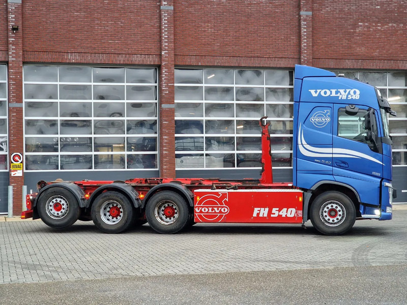 Camion cu cârlig Volvo FH 13.540 Globetrotter 8x4*4 - HIAB Hook 22T - Full air - Work remote: Foto 10