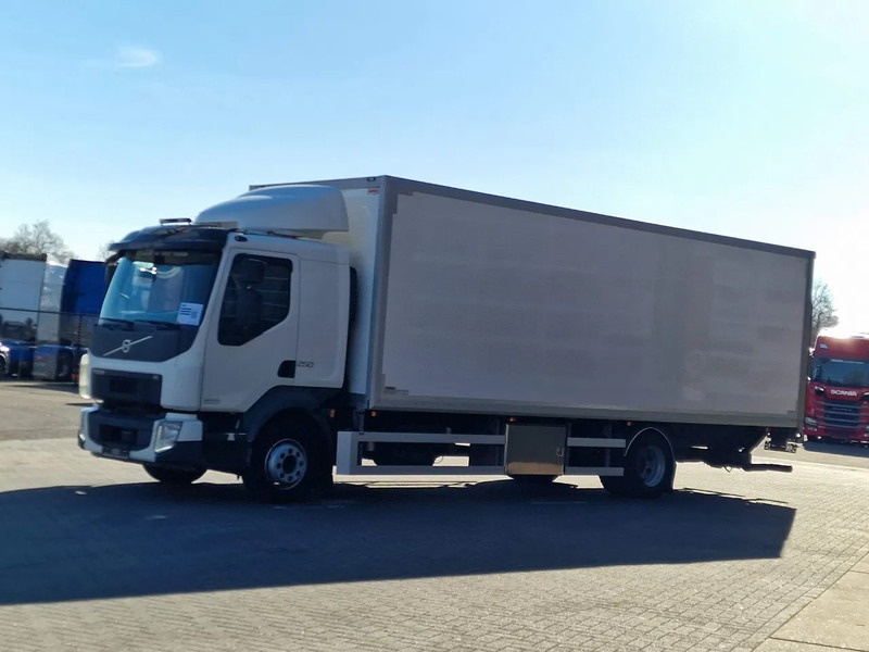 Volvo FL 250 4x2 Box truck, loading lift, 12T - Camion furgon: Foto 3 Volvo FL 250 4x2 Box truck, loading lift, 12T - Camion furgon: Foto 3