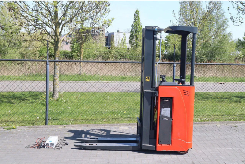 Actil L 1350 | TRIPLEX | SIDESHIFT - Stivuitor cu catarg retractabil: Foto 1 Actil L 1350 | TRIPLEX | SIDESHIFT - Stivuitor cu catarg retractabil: Foto 1