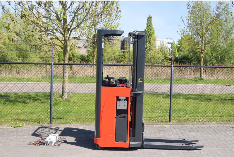 Actil L 1350 | TRIPLEX | SIDESHIFT - Stivuitor cu catarg retractabil: Foto 4 Actil L 1350 | TRIPLEX | SIDESHIFT - Stivuitor cu catarg retractabil: Foto 4