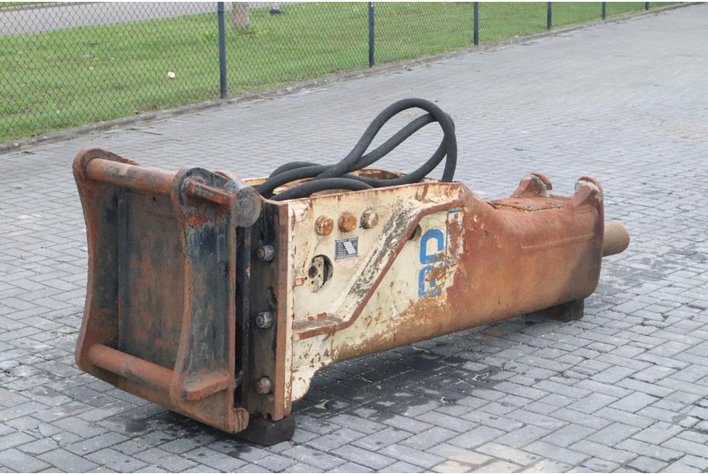 Furukawa F35 HAMMER | S70 | 25 TO 40 TON | HYDRAULIC BREAKER - Ataşament pentru Utilaje constructii: Foto 3 Furukawa F35 HAMMER | S70 | 25 TO 40 TON | HYDRAULIC BREAKER - Ataşament pentru Utilaje constructii: Foto 3