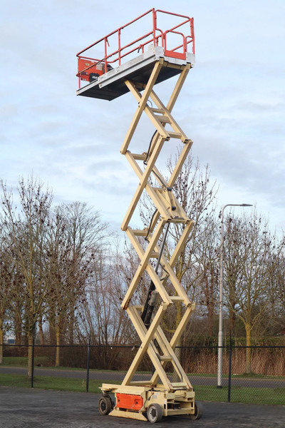 Platforma foarfeca JLG 2646 ES | 10 METER | 450 KG: Foto 9 Platforma foarfeca JLG 2646 ES | 10 METER | 450 KG: Foto 9