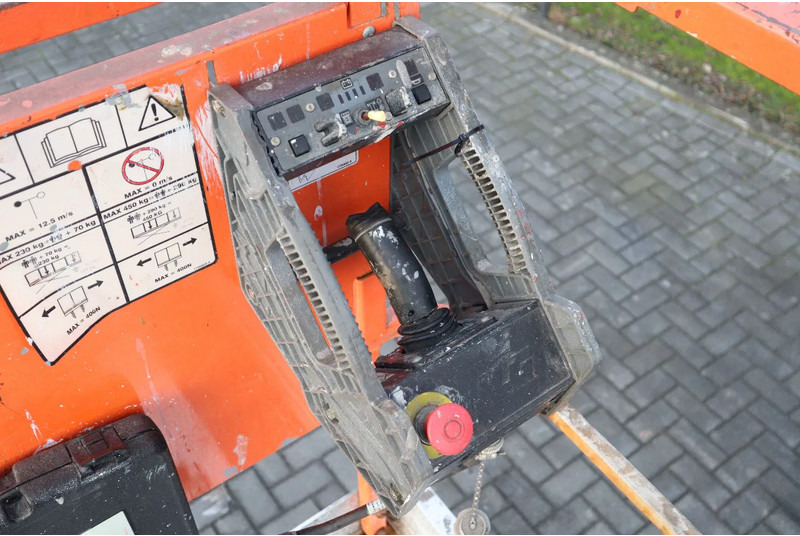 Platforma foarfeca JLG 2646 ES | 10 METER | 450 KG: Foto 13 Platforma foarfeca JLG 2646 ES | 10 METER | 450 KG: Foto 13