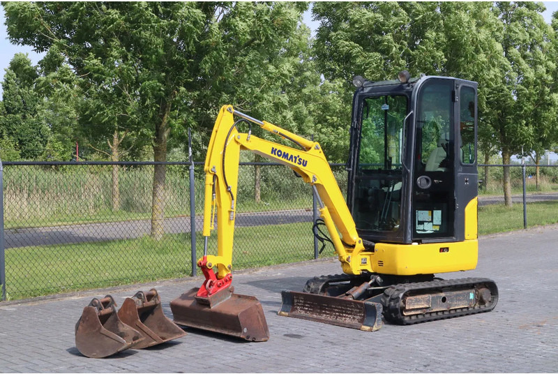 Komatsu PC16 R-3HS | 3X BUCKET | QUICK COUPLER | SWING BOOM - Mini excavator: Foto 2 Komatsu PC16 R-3HS | 3X BUCKET | QUICK COUPLER | SWING BOOM - Mini excavator: Foto 2