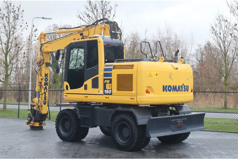 Komatsu PW 160-10 | ROTOTILT | NEW TIRES - Excavator pe roţi: Foto 3 Komatsu PW 160-10 | ROTOTILT | NEW TIRES - Excavator pe roţi: Foto 3