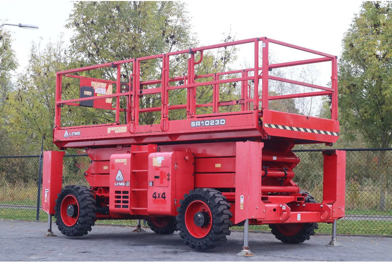 LGMG SR1023D | 12 METER | 1.100 KG - Platforma foarfeca: Foto 2 LGMG SR1023D | 12 METER | 1.100 KG - Platforma foarfeca: Foto 2