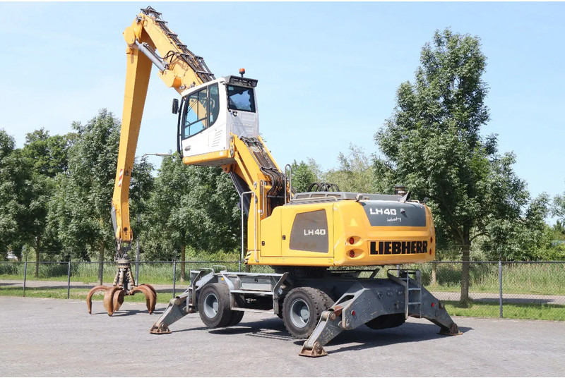 Liebherr LH 40 M LITRONIC | GRAB | QUICK COUPLER | 16 METER - Excavator pe roţi: Foto 3 Liebherr LH 40 M LITRONIC | GRAB | QUICK COUPLER | 16 METER - Excavator pe roţi: Foto 3