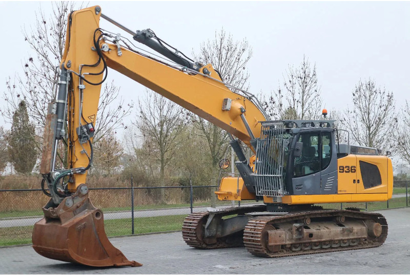 Liebherr R936 NLC | STRAIGHT BOOM | MAGNET GEN | OILQUICK - Excavator pentru demolări: Foto 2 Liebherr R936 NLC | STRAIGHT BOOM | MAGNET GEN | OILQUICK - Excavator pentru demolări: Foto 2