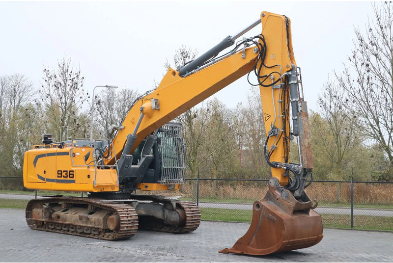 Liebherr R936 NLC | STRAIGHT BOOM | MAGNET GEN | OILQUICK - Excavator pentru demolări: Foto 5 Liebherr R936 NLC | STRAIGHT BOOM | MAGNET GEN | OILQUICK - Excavator pentru demolări: Foto 5