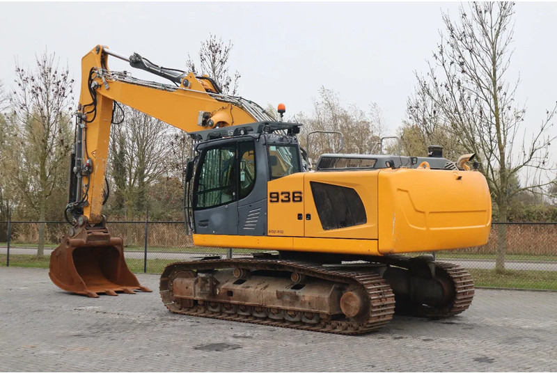 Liebherr R936 NLC | STRAIGHT BOOM | MAGNET GEN | OILQUICK - Excavator pe şenile: Foto 3 Liebherr R936 NLC | STRAIGHT BOOM | MAGNET GEN | OILQUICK - Excavator pe şenile: Foto 3