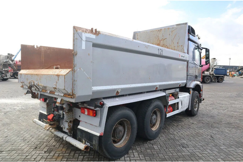 Mercedes-Benz Arocs 2658 2858 | 6X4 EURO 6 BIG AXLES | RETARDER | ENGINE PROBLEM - Camion basculantă: Foto 5 Mercedes-Benz Arocs 2658 2858 | 6X4 EURO 6 BIG AXLES | RETARDER | ENGINE PROBLEM - Camion basculantă: Foto 5
