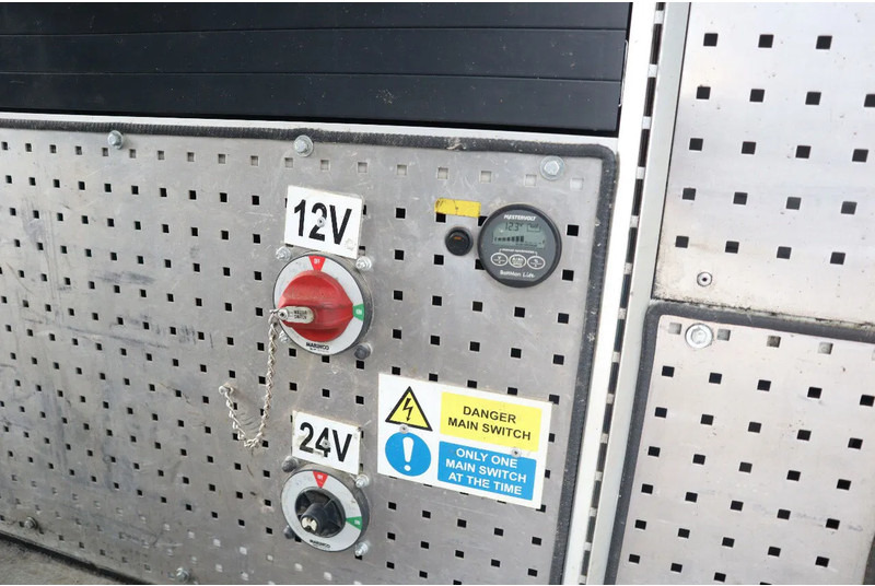 Autoutilitară box Renault Master 160 DCI | L3H3 | WORKSHOP | WERKSTATT | 5 TON: Foto 12 Autoutilitară box Renault Master 160 DCI | L3H3 | WORKSHOP | WERKSTATT | 5 TON: Foto 12