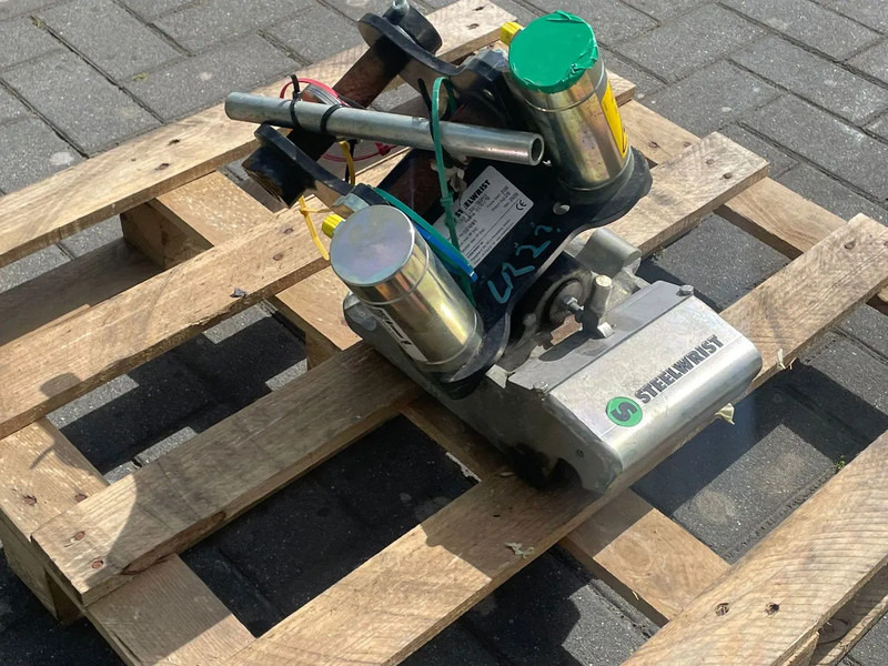 STEELWRIST TMX S30 -180HA | TILT QUICKCOUPLER | TILTING COUPLER | NEW - Tiltrotator pentru Utilaje constructii: Foto 5 STEELWRIST TMX S30 -180HA | TILT QUICKCOUPLER | TILTING COUPLER | NEW - Tiltrotator pentru Utilaje constructii: Foto 5