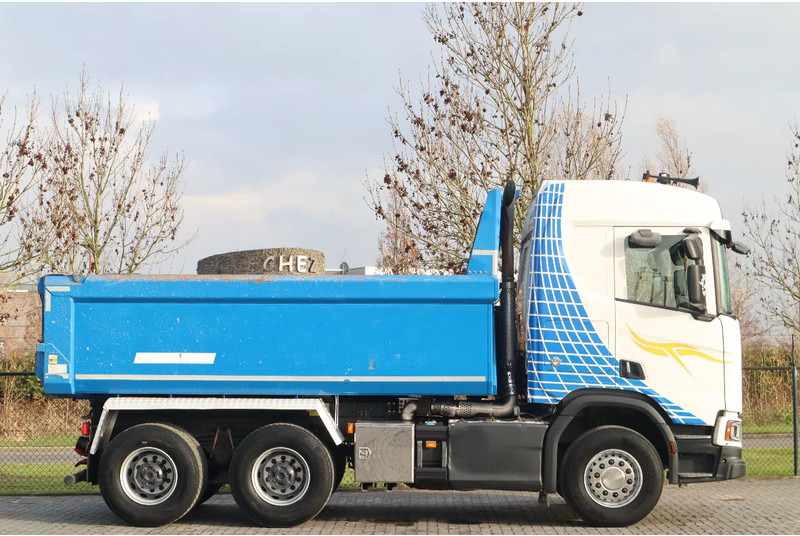 Scania R580 V8 NGS | 6X4 | FULL STEEL | BIG AXLES | RETARDER | EURO 6 - Camion basculantă: Foto 3 Scania R580 V8 NGS | 6X4 | FULL STEEL | BIG AXLES | RETARDER | EURO 6 - Camion basculantă: Foto 3