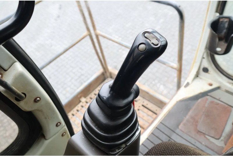 Excavator pentru manipulare de materiale Sennebogen 860R | 860 R | CLAMSHELL BUCKET: Foto 13 Excavator pentru manipulare de materiale Sennebogen 860R | 860 R | CLAMSHELL BUCKET: Foto 13