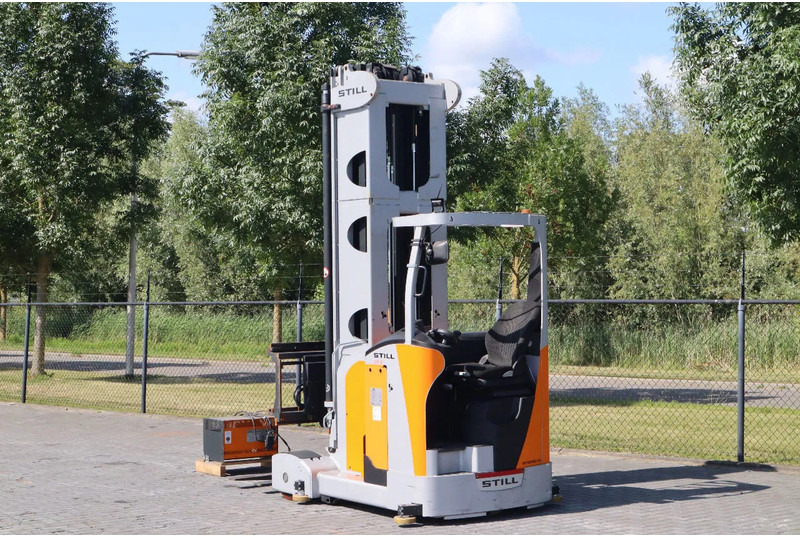 Still GX-X | REACHTRUCK | ROTATING FORKS | 4.5 METER | TRIPLEX - Stivuitor cu catarg retractabil: Foto 3 Still GX-X | REACHTRUCK | ROTATING FORKS | 4.5 METER | TRIPLEX - Stivuitor cu catarg retractabil: Foto 3