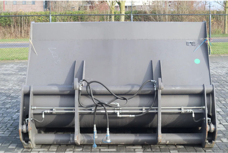 Volvo 3 M3 | HIGH TIP BUCKET | HOCHKIPPSCHAUFEL | HOOGKIEPBAK | NEW - Cupă pentru Utilaje constructii: Foto 2 Volvo 3 M3 | HIGH TIP BUCKET | HOCHKIPPSCHAUFEL | HOOGKIEPBAK | NEW - Cupă pentru Utilaje constructii: Foto 2