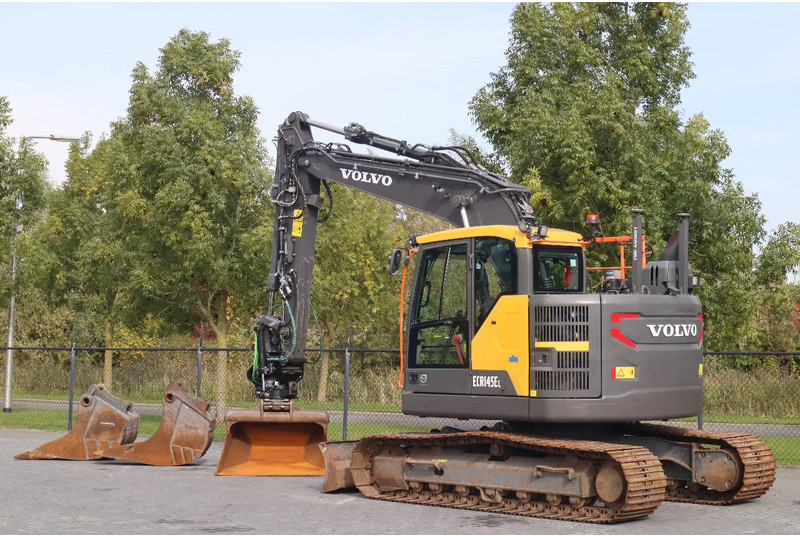 Volvo ECR145E | ECR145 EL | TILTROTATOR | 3X BUCKET | DIG ASSIST | DOZER - Excavator pe şenile: Foto 3 Volvo ECR145E | ECR145 EL | TILTROTATOR | 3X BUCKET | DIG ASSIST | DOZER - Excavator pe şenile: Foto 3
