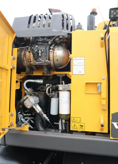 Leasing de Volvo EWR 150 E | ROTOTILT | BUCKET | TRAILER HYDR Volvo EWR 150 E | ROTOTILT | BUCKET | TRAILER HYDR: Foto 14 Leasing de Volvo EWR 150 E | ROTOTILT | BUCKET | TRAILER HYDR Volvo EWR 150 E | ROTOTILT | BUCKET | TRAILER HYDR: Foto 14