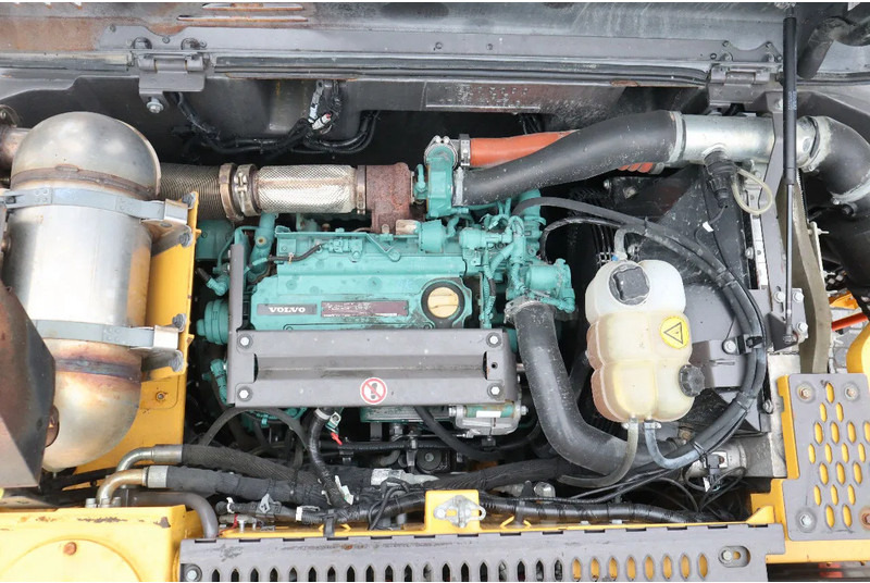 Leasing de Volvo EWR 150 E | ROTOTILT | BUCKET | TRAILER HYDR Volvo EWR 150 E | ROTOTILT | BUCKET | TRAILER HYDR: Foto 15 Leasing de Volvo EWR 150 E | ROTOTILT | BUCKET | TRAILER HYDR Volvo EWR 150 E | ROTOTILT | BUCKET | TRAILER HYDR: Foto 15