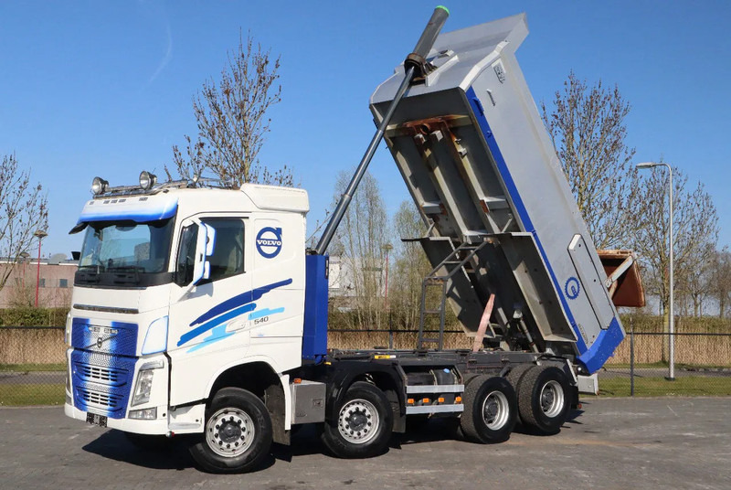 Volvo FH 540 | 8X4 | TANDEMLIFT | RETARDER | BIG AXLES | EURO 6 - Camion basculantă: Foto 1 Volvo FH 540 | 8X4 | TANDEMLIFT | RETARDER | BIG AXLES | EURO 6 - Camion basculantă: Foto 1