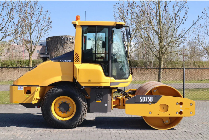 Volvo SD75B | SD 75 B | NEW / UNUSED | 1 YEAR WARRANTY - Cilindru compactor: Foto 4 Volvo SD75B | SD 75 B | NEW / UNUSED | 1 YEAR WARRANTY - Cilindru compactor: Foto 4