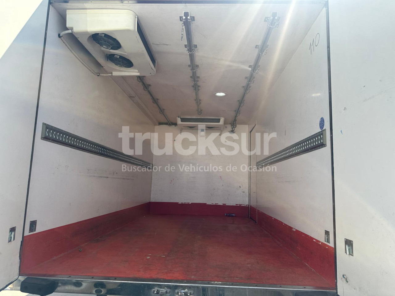IVECO 72C18 - Camion frigider: Foto 5 IVECO 72C18 - Camion frigider: Foto 5