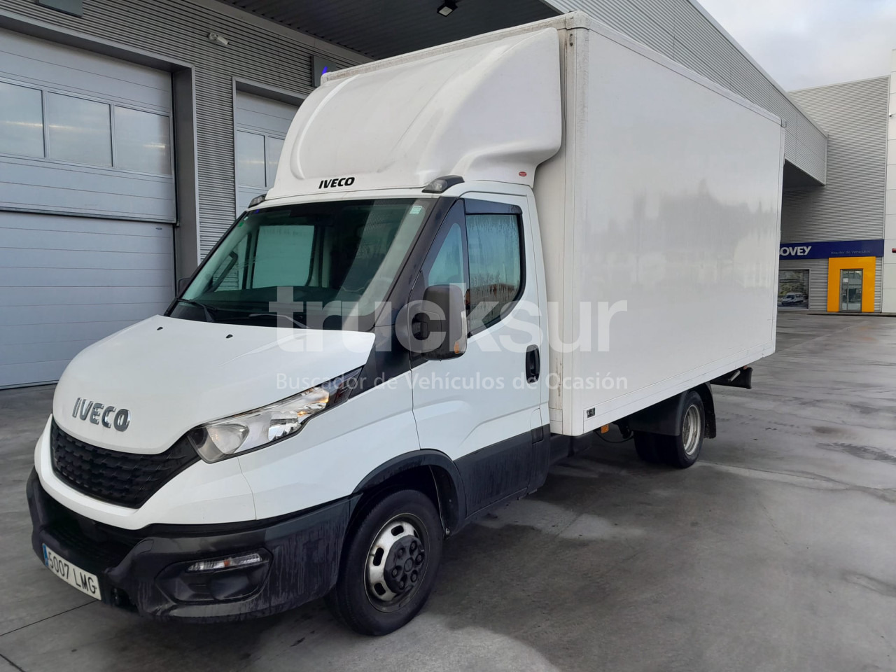 IVECO DAILY 35C16H - Autoutilitară box: Foto 1 IVECO DAILY 35C16H - Autoutilitară box: Foto 1
