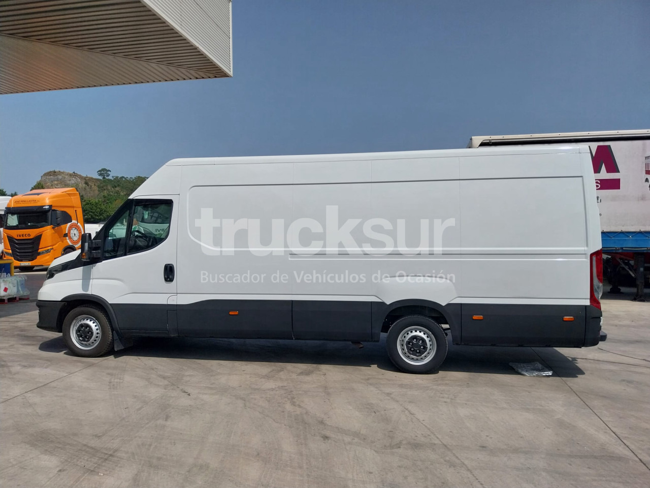 IVECO DAILY 35S16 16M3 - Autoutilitară box: Foto 5 IVECO DAILY 35S16 16M3 - Autoutilitară box: Foto 5