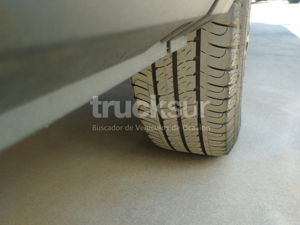 Autoutilitară box IVECO DAILY 35S16 F 12M3: Foto 14