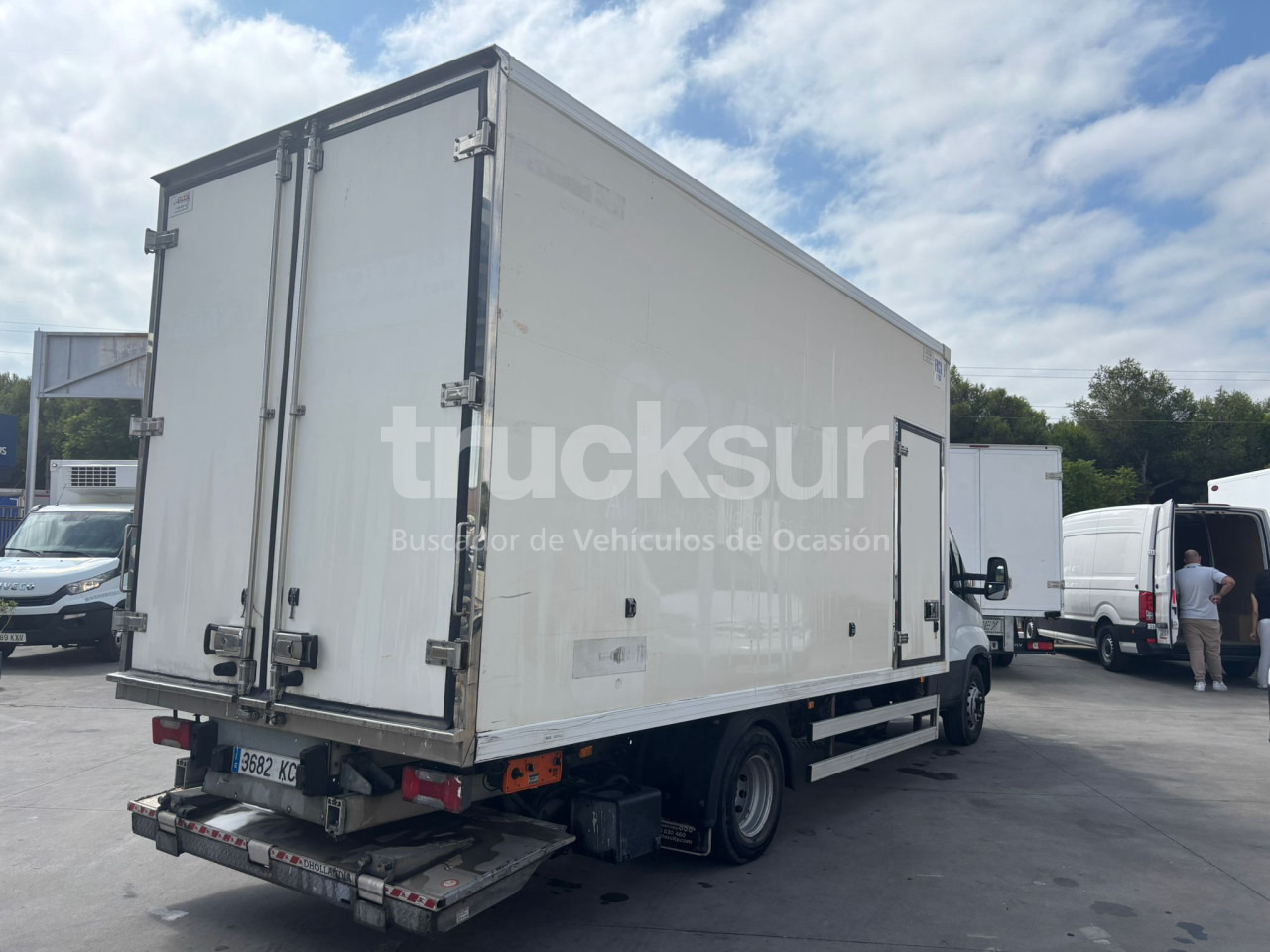 IVECO DAILY 70C18 - Camion furgon: Foto 4 IVECO DAILY 70C18 - Camion furgon: Foto 4