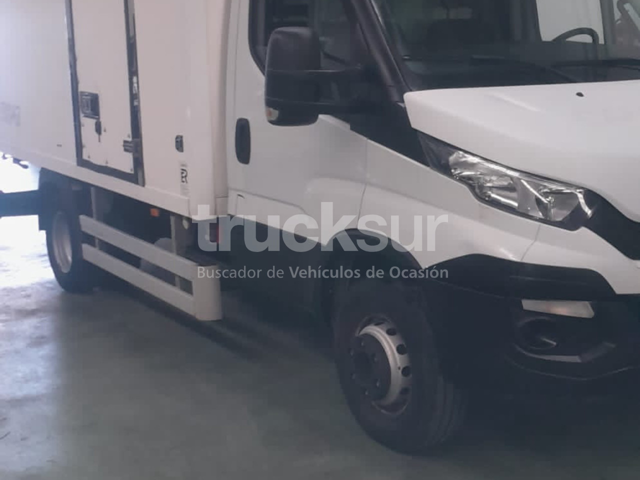 IVECO DAILY 72C18 - Autoutilitară frigorifica: Foto 2 IVECO DAILY 72C18 - Autoutilitară frigorifica: Foto 2