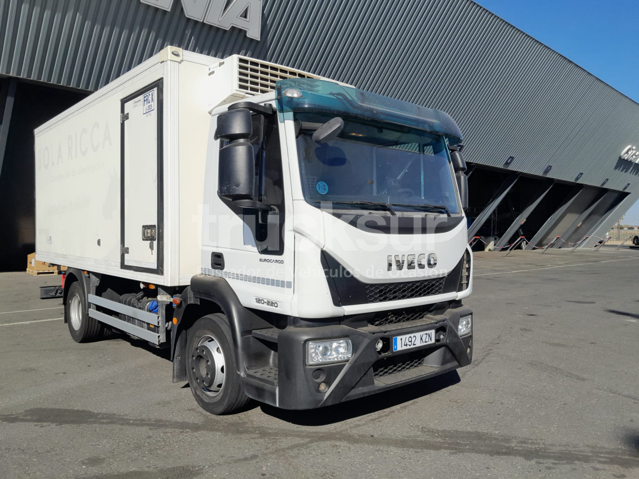 IVECO ML120E22 FRC-X - Camion furgon: Foto 1 IVECO ML120E22 FRC-X - Camion furgon: Foto 1