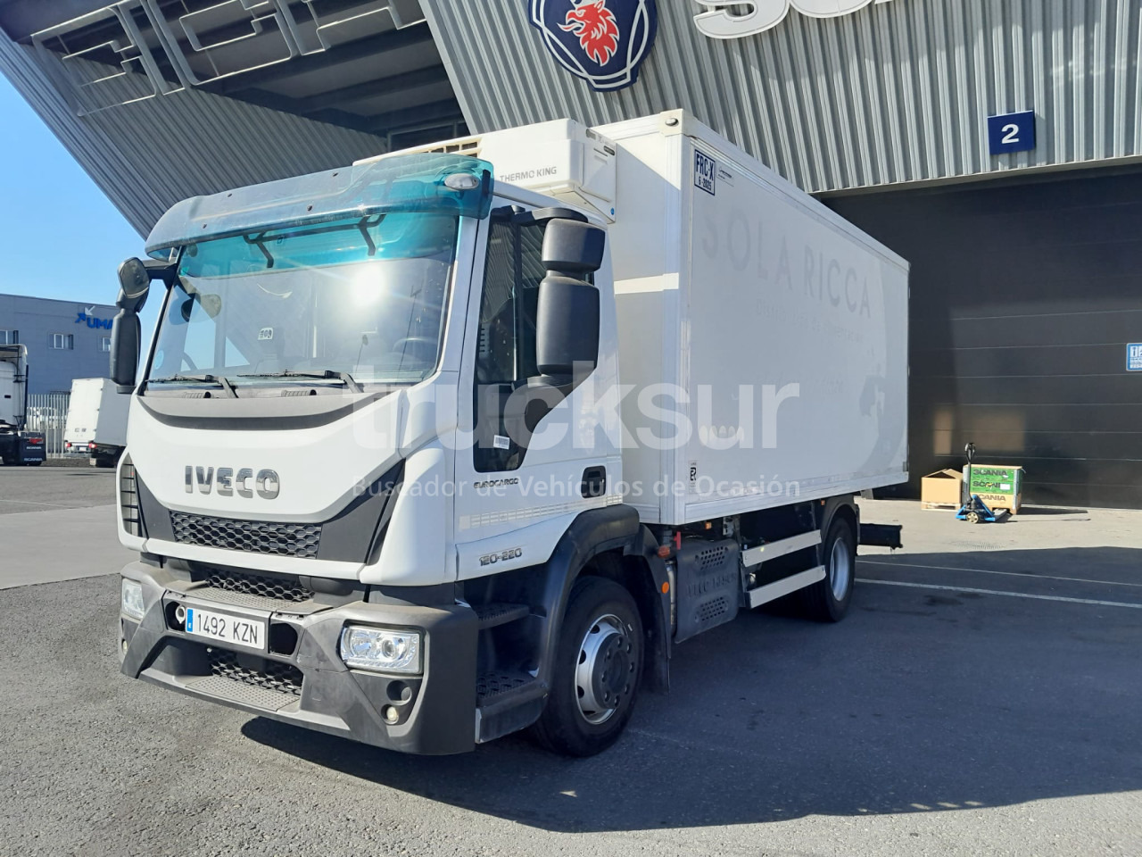 IVECO ML120E22 FRC-X - Camion furgon: Foto 2 IVECO ML120E22 FRC-X - Camion furgon: Foto 2